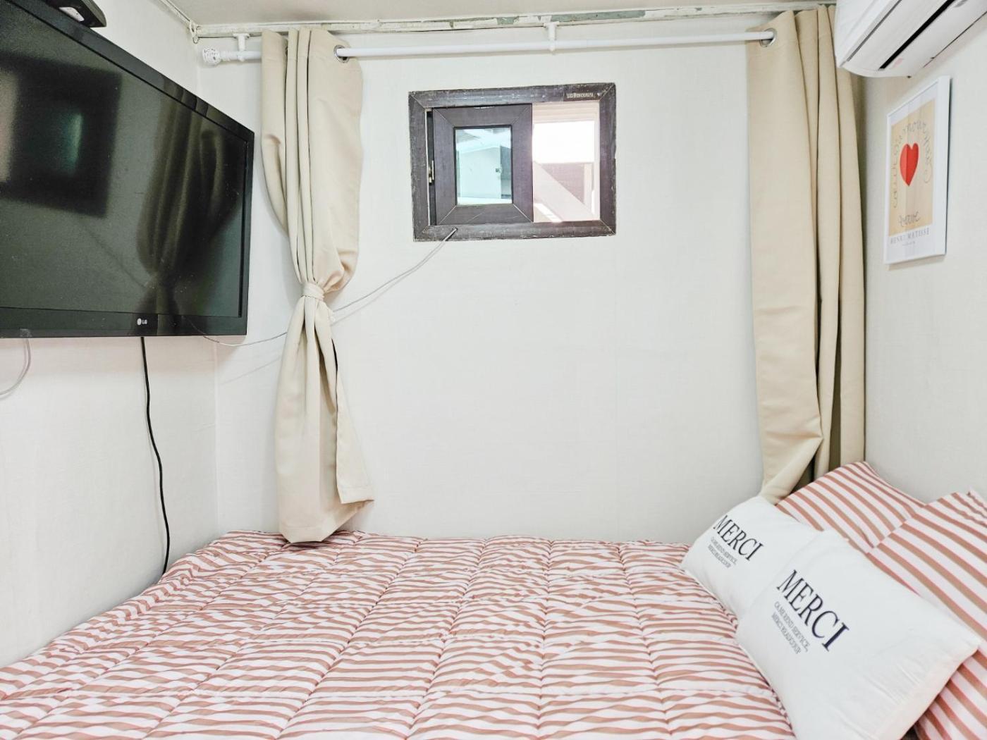 8 Hotel Szöul Kültér fotó
