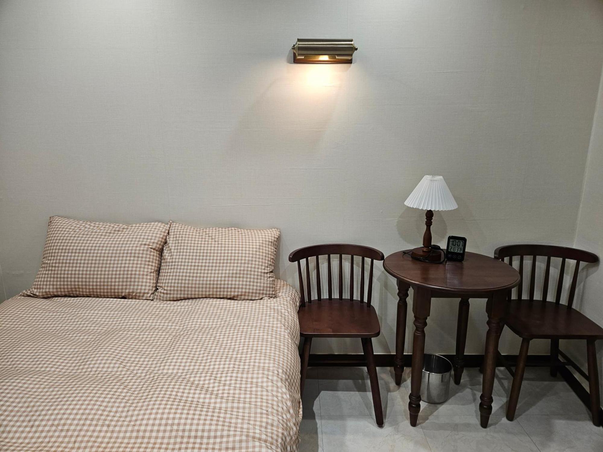 8 Hotel Szöul Kültér fotó